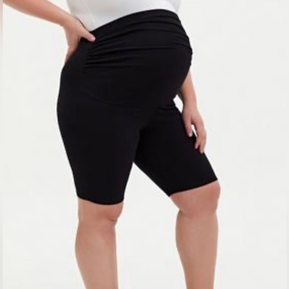 Torrid maternity bike shorts
